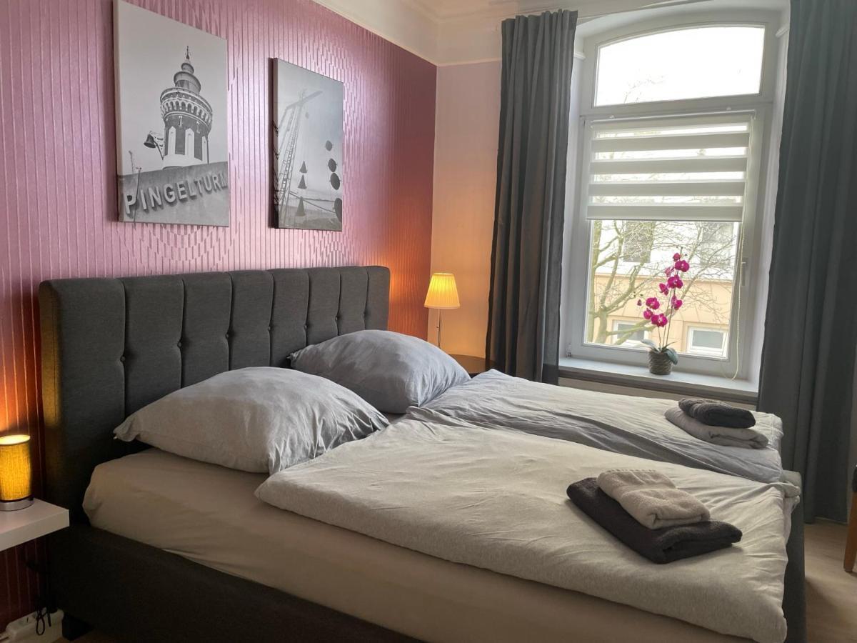 Ferienwohnungen Am Weserdeich Bremerhaven Bagian luar foto
