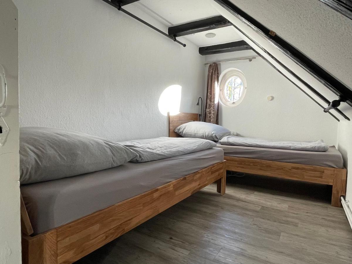 Ferienwohnungen Am Weserdeich Bremerhaven Bagian luar foto